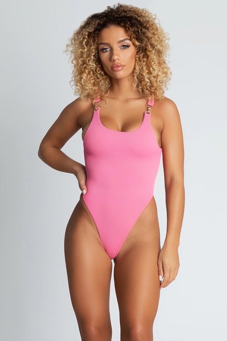 Jena Frumes nude actress pics