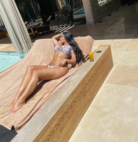 Milla Jasmine pornographic actress pic