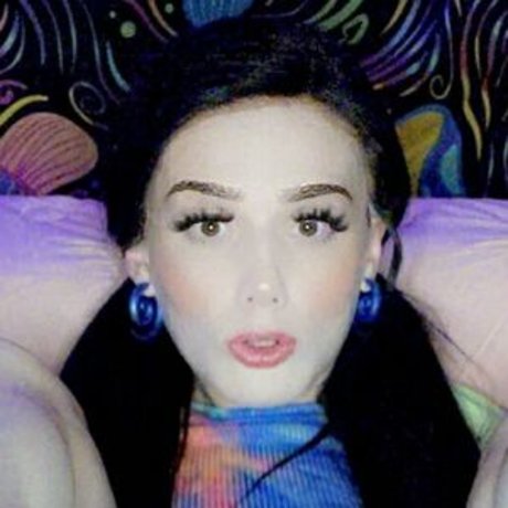 Ariana Slavens nude star gallery