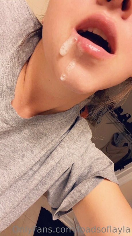 LoadsofLayla star hd picture