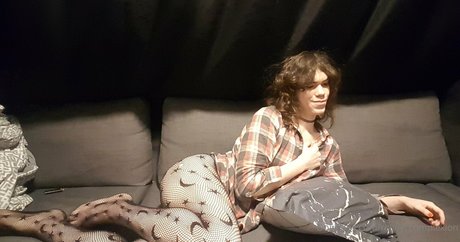 roseyccomplexion best model image