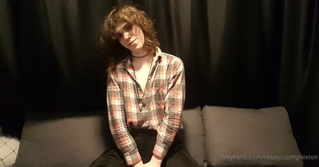 roseyccomplexion pornstar pretty galleries