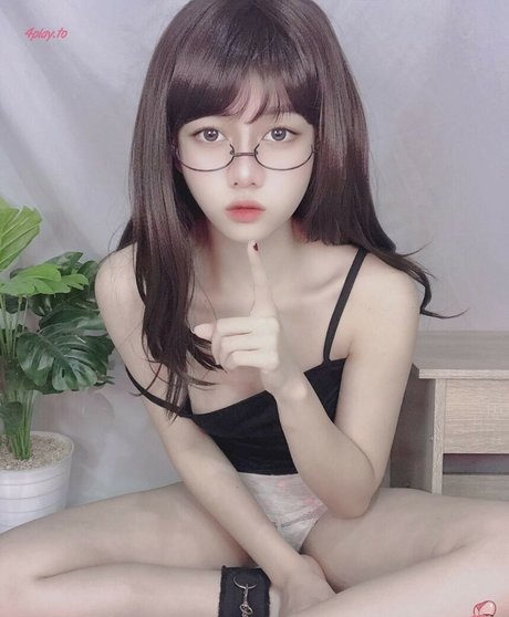 Violet Airis pornstar hd galleries