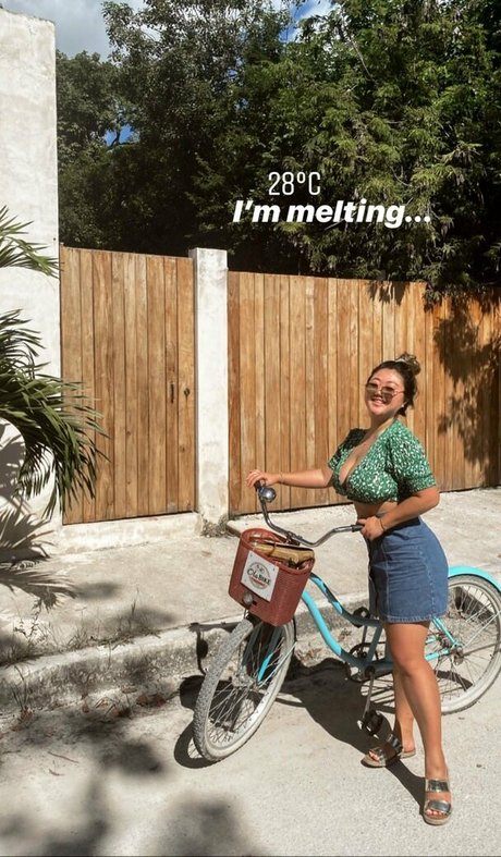 Cestvrai perfect model photo