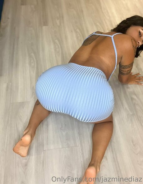 jazminediaz model nude photo