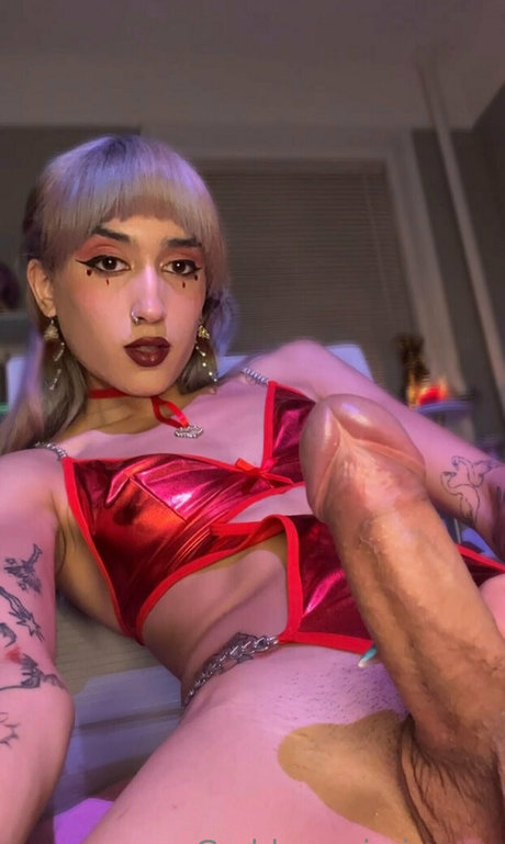 GoddessMimiMoon beautiful model pictures