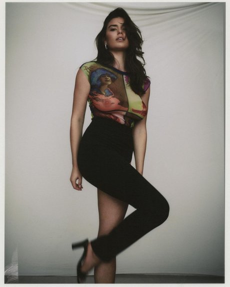 Lauren Searle star top images