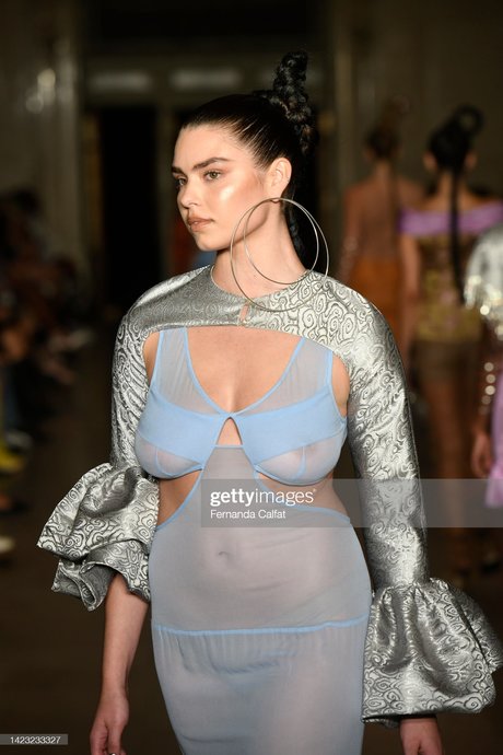 Lauren Searle model high quality pic