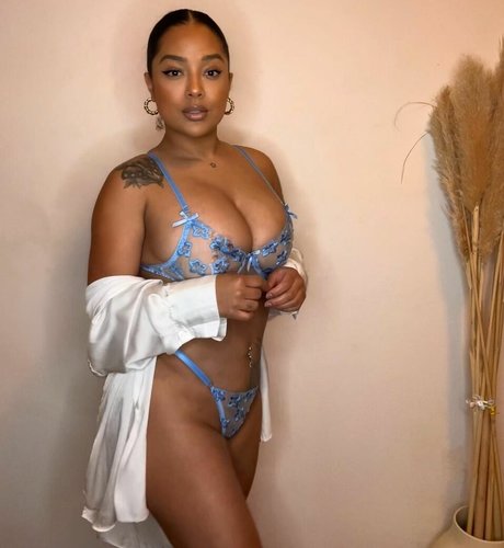 Sugey Portillo model sexy gallery