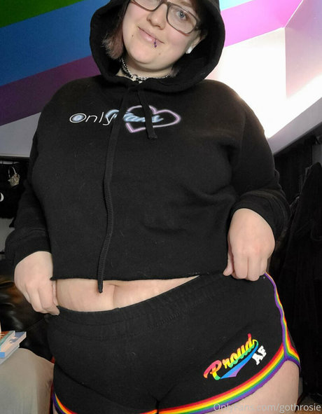 gothrosie hd pornstar pictures