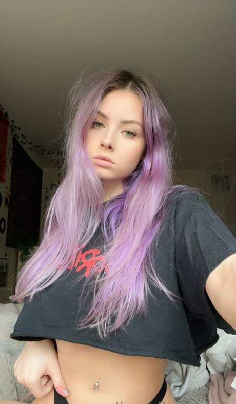 alignedbyjuniper free actress photos