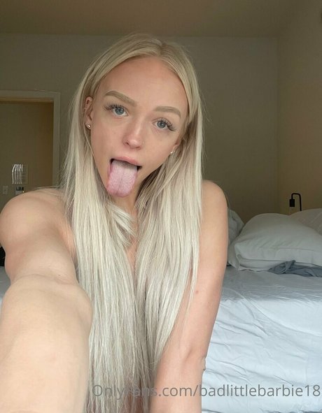 badlittlebarbie18 exclusive pornstar pictures