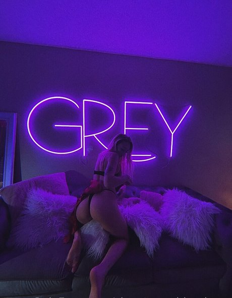 shawtymaddumbxxx free actress picture