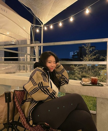 xxunnus2 star porn gallery