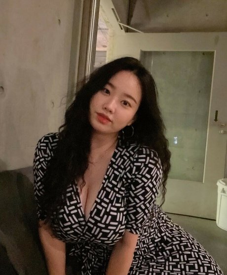 xxunnus2 star free photo