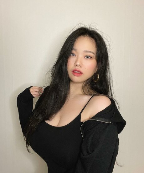 xxunnus2 sexy star pic