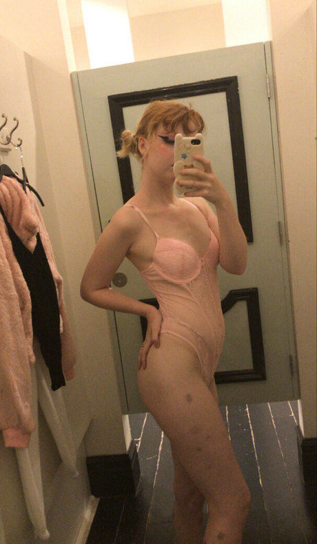 Honeybunnycos beautiful model image