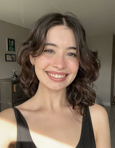 wetastherayne sexy pornstar pics