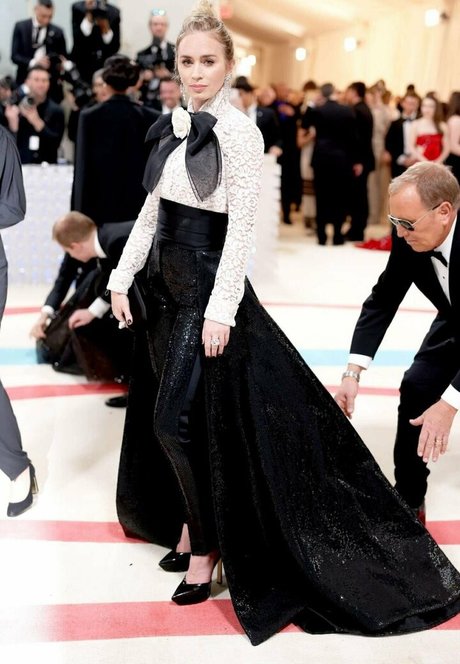 Emily Blunt beautiful star img