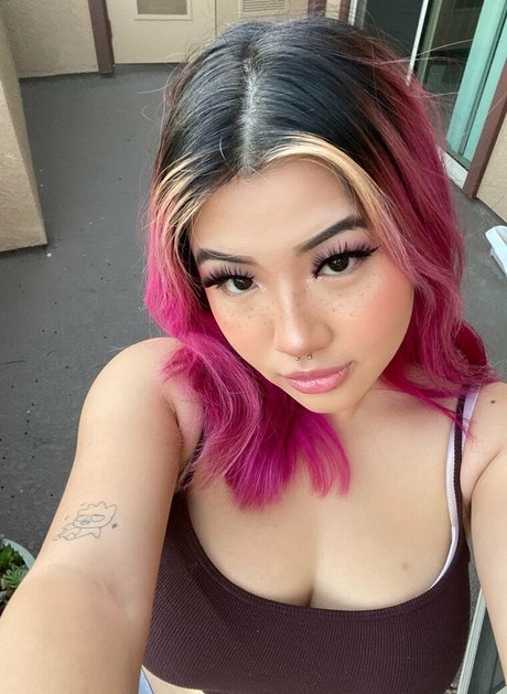 fishsowce xxx model picture