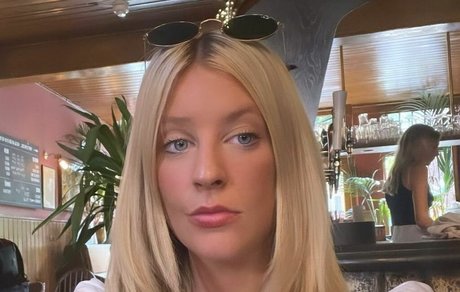 Va Sntina nudes actress gallery