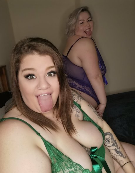 bbwjeanie erotic pornstar image
