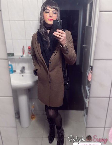 SaraSubmissive naked actress images