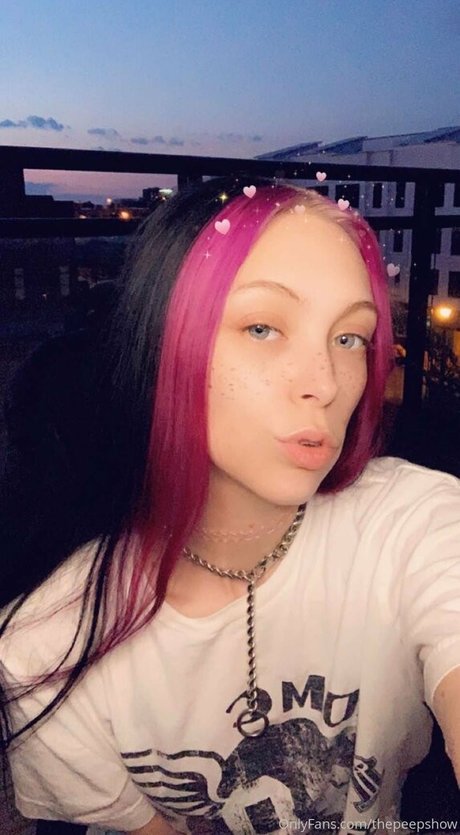 thepeepshow exclusive star pic