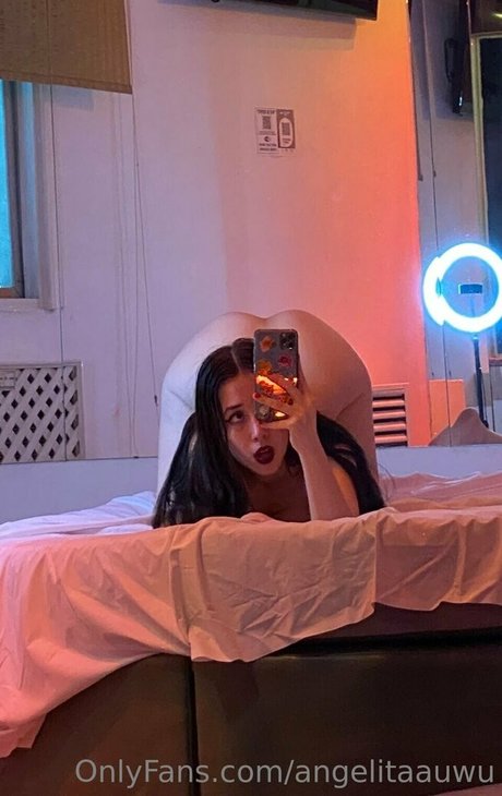 Angelitaauwu erotic star photos