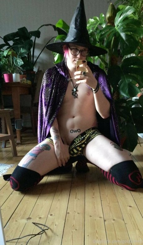 goblinthot model high quality pic