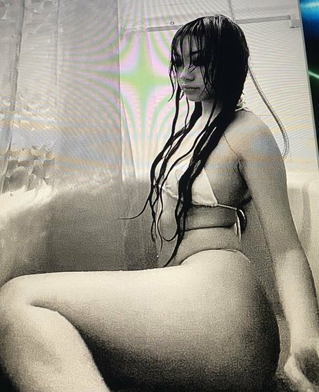 Vile922 hot pornstar picture