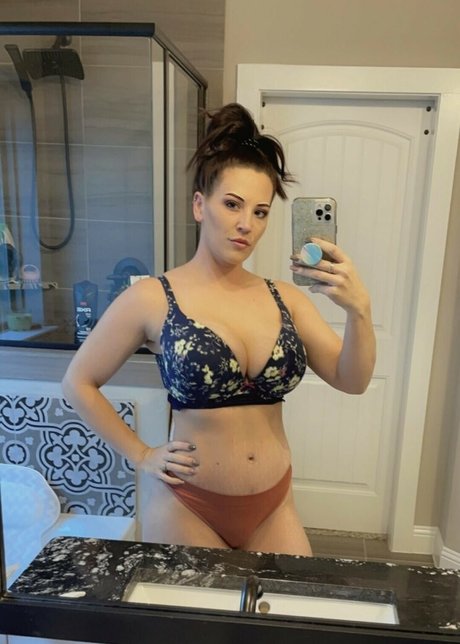 hotwife brookeblaze model nude photo