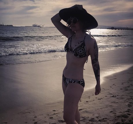 Holly Conrad star nudes pics