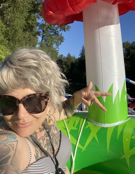 Holly Conrad pornstar galleries