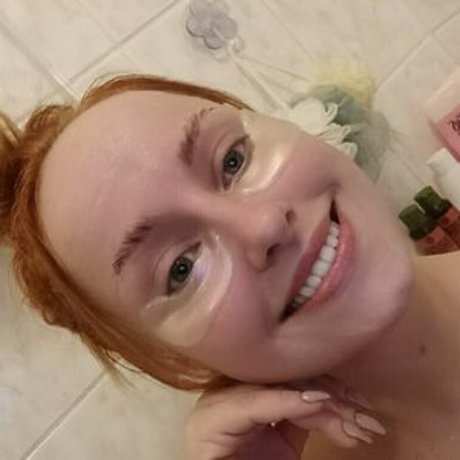 iamkendramarselle naked actress picture