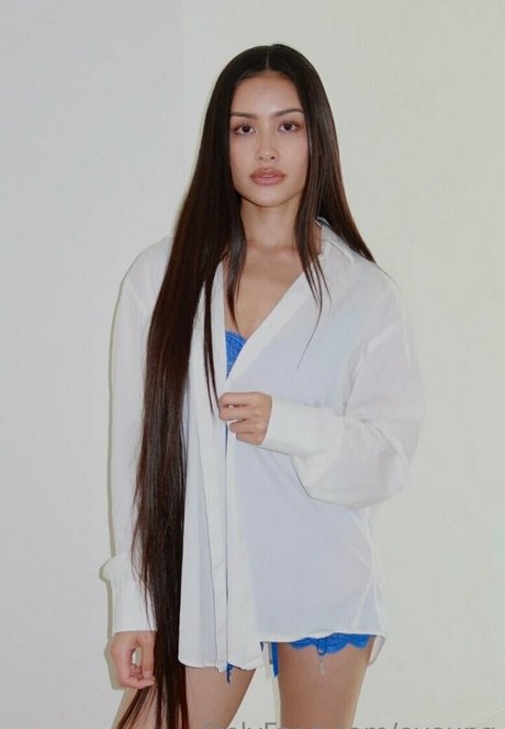 eyoung model exclusive images