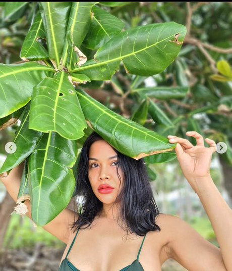 Janthip Arun erotic star pics