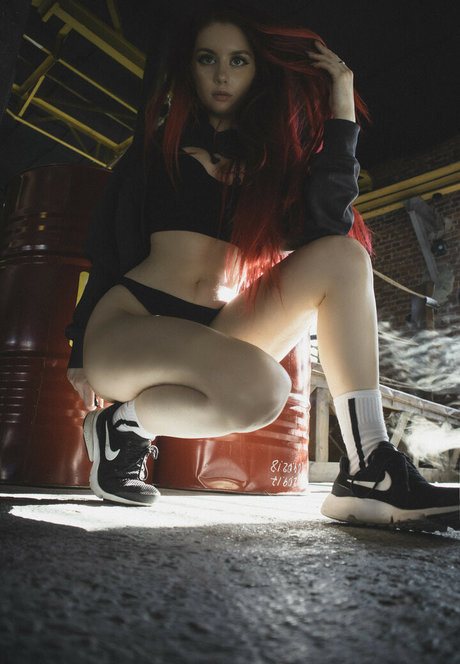 Angie Strelnikova sexy model images