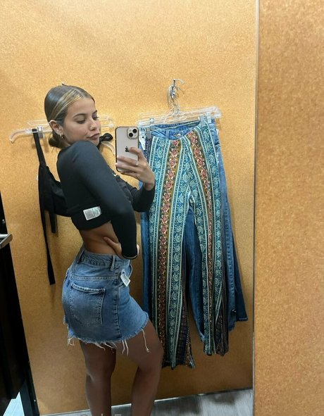 champagneemm best actress pic