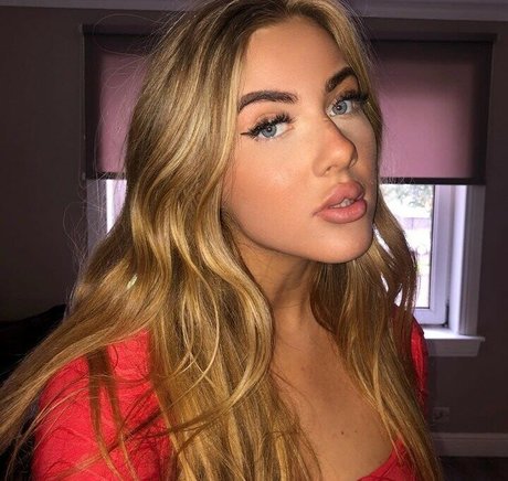 misseviekada pornstar naked galleries