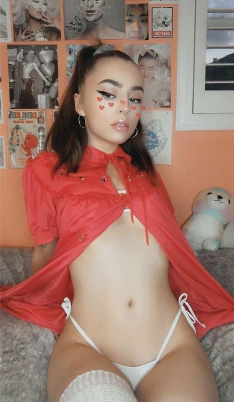 peachykaz star adult gallery