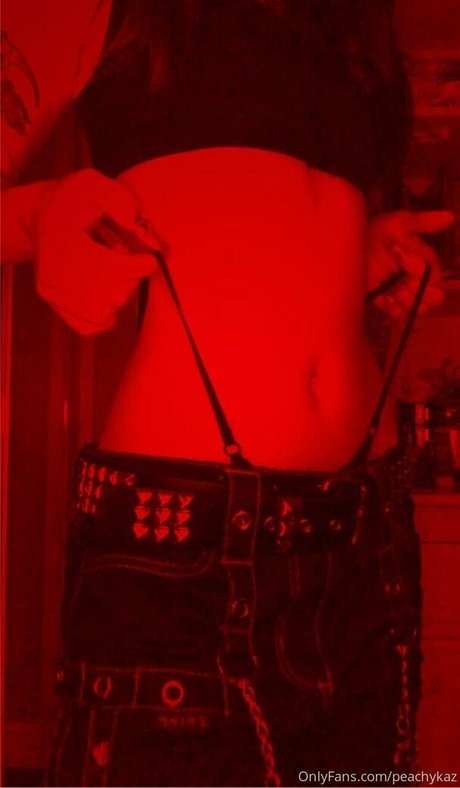 peachykaz erotic actress galleries