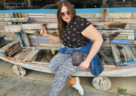 realgiantessa art actress photo