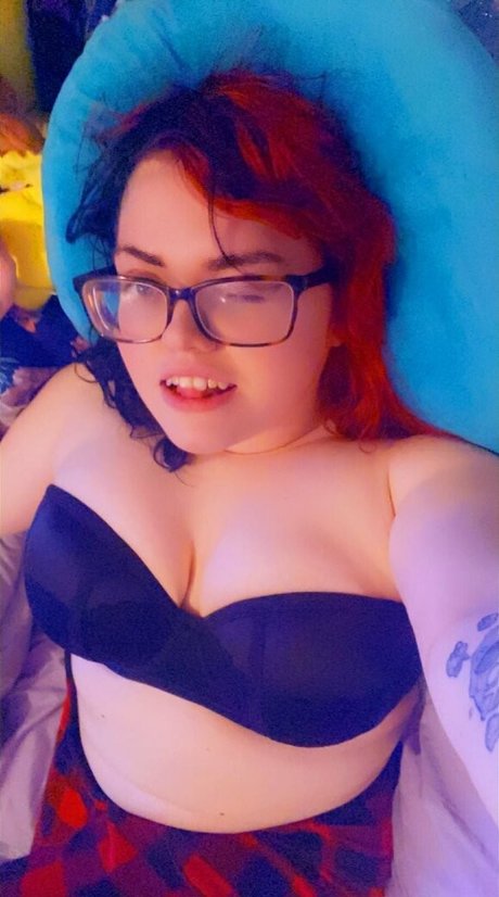 pecchilewd model sexy galleries