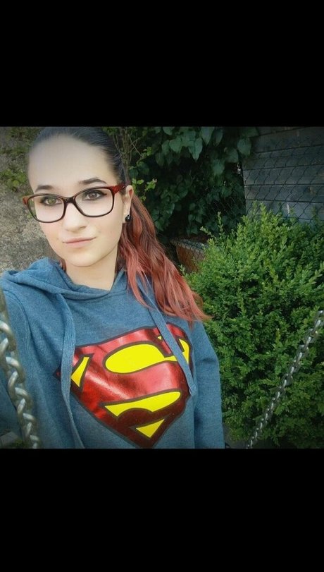 dennyreed star hd pic