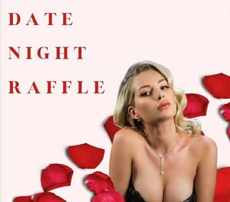 lottiemossof star nude photo