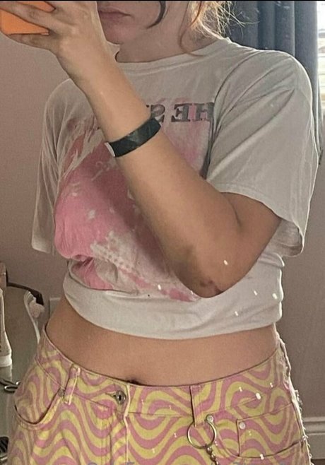 pr3ttyp1ggy art star photos