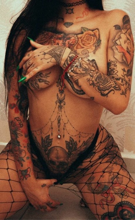 Julietta Gibson nude pornstar pics