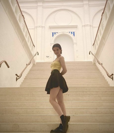 A Bit Rebecca high quality actress photo