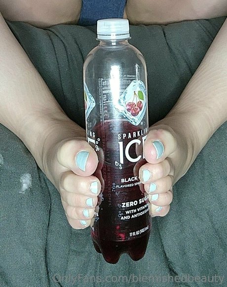 blemishedbeauty sexy star photo